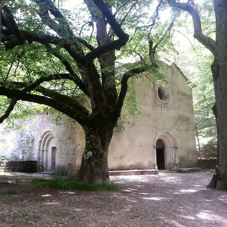 Petit Studio Atypique Et Cosy En Provence Saint-Étienne-les-Orgues Exterior foto