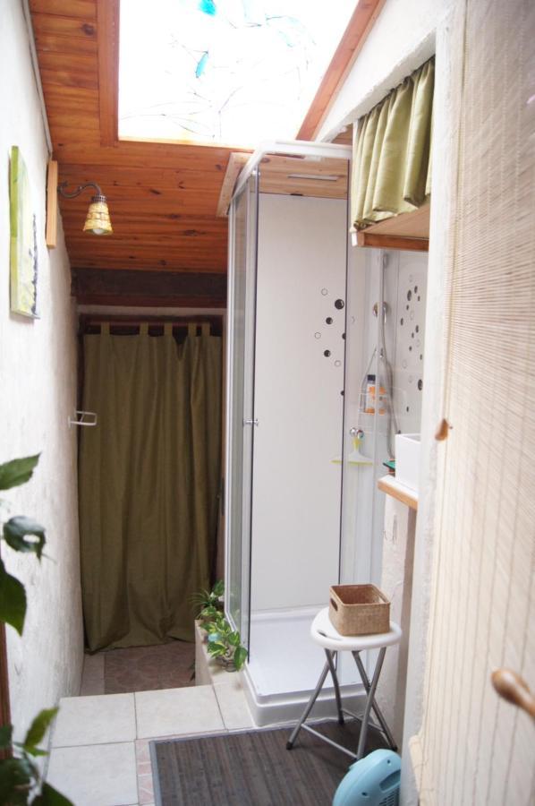 Petit Studio Atypique Et Cosy En Provence Saint-Étienne-les-Orgues Exterior foto