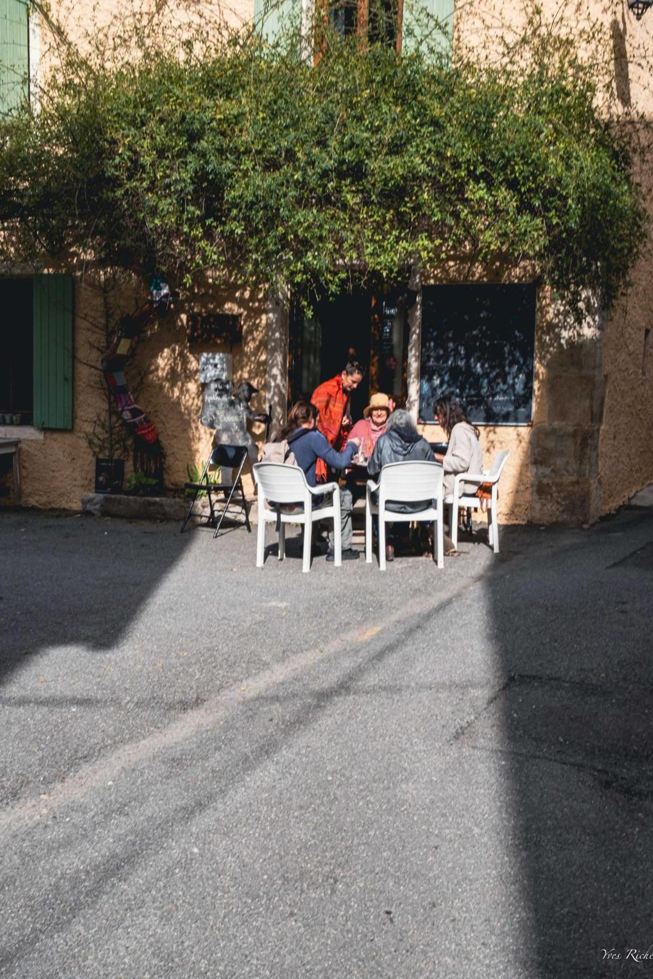 Petit Studio Atypique Et Cosy En Provence Saint-Étienne-les-Orgues Exterior foto
